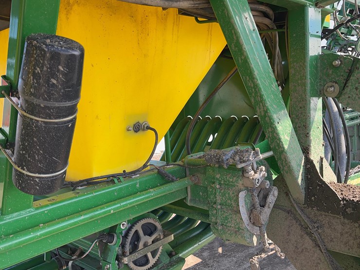 john-deere-1890-image-14