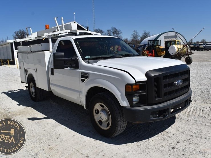 2008-ford-f350-image-14