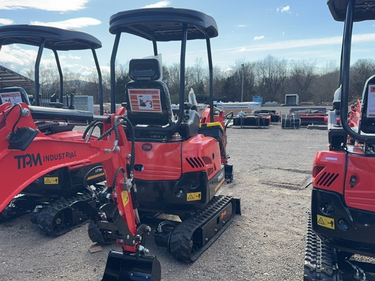 #1097-•-2025-tpm-22k-mini-excavator-image-22