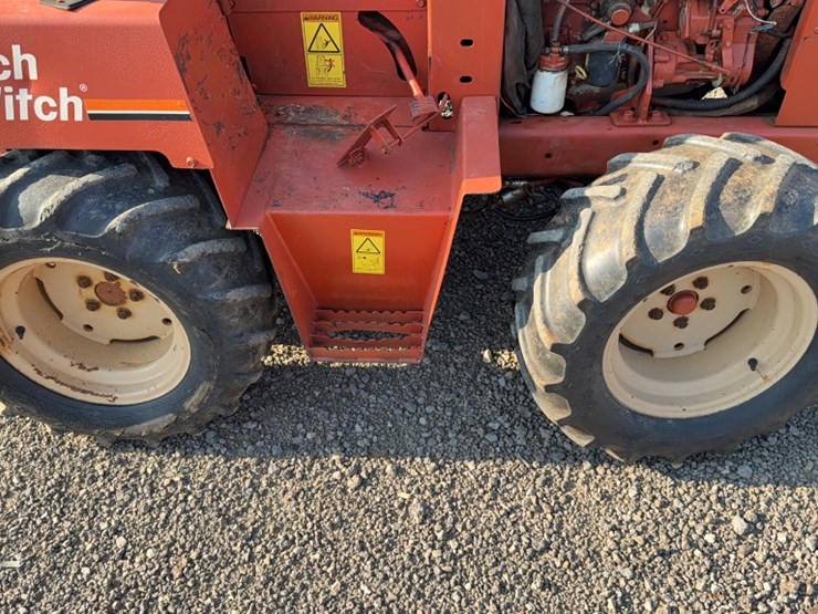 ditch-witch-3610-image-5