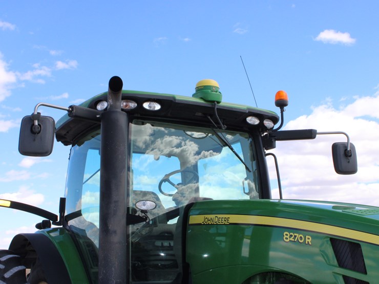 2012-john-deere-8270r-image-80