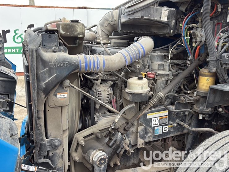 2018-peterbilt-579-image-112