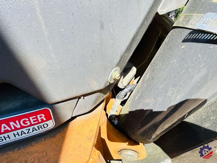 2021-case-580n-image-45