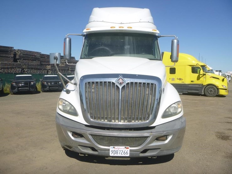 2012-international-prostar-image-7