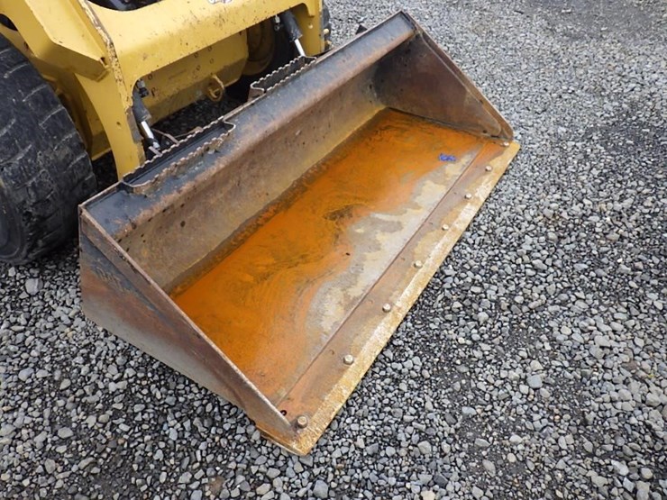 2020-caterpillar-226d3-image-16