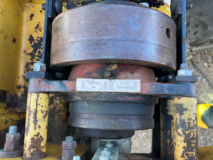 new-holland-tn70da-image-35