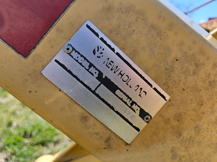 new-holland-258-image-23