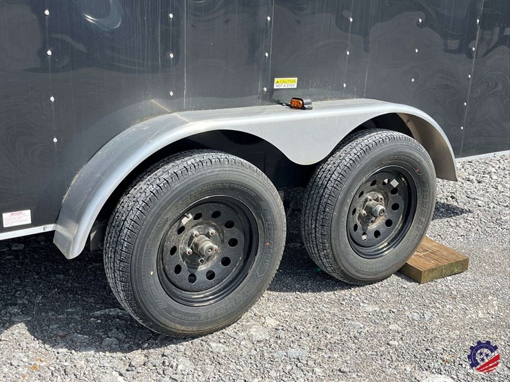 2023-interstate-west-victory-t/a-16’-enclosed-tag-trailer-image-7