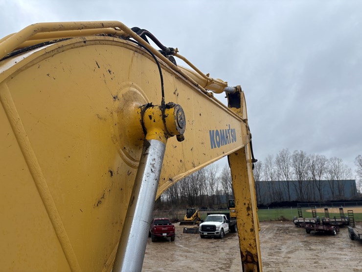 2001-komatsu-pc200-lc-image-36