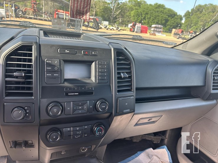 2019-ford-f150-image-11