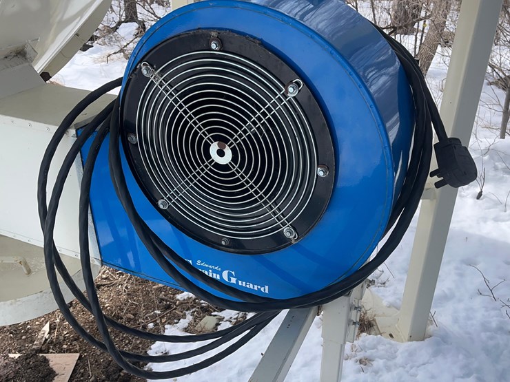 2000-meridian-grain-max-hopper-bin-image-13