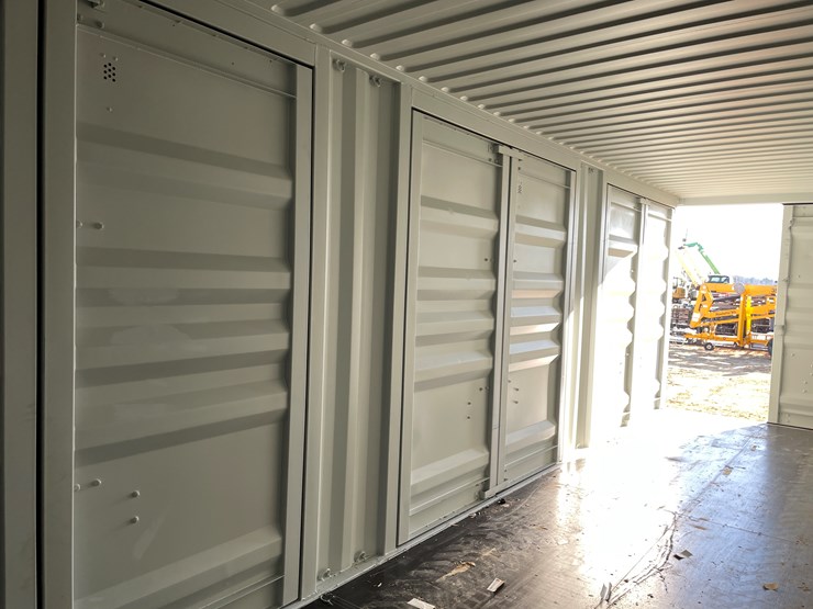 #111-•-40'-high-cube-multi-door-shipping-container-image-23