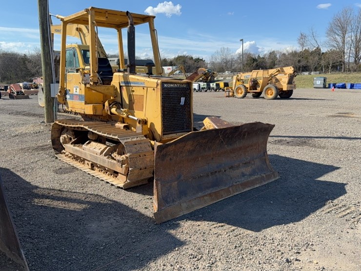 komatsu-d37e-2-image-3