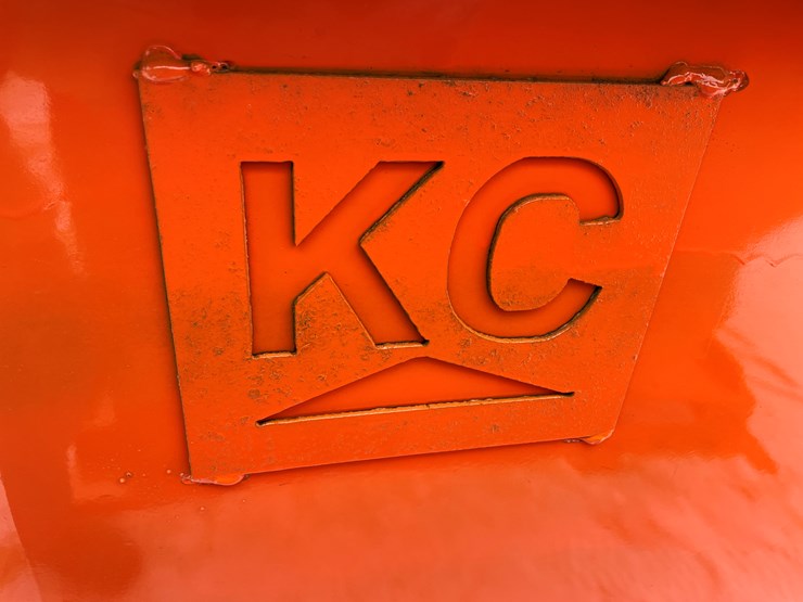 #2004-•-1.5-yard-self-dumping-hopper-image-12