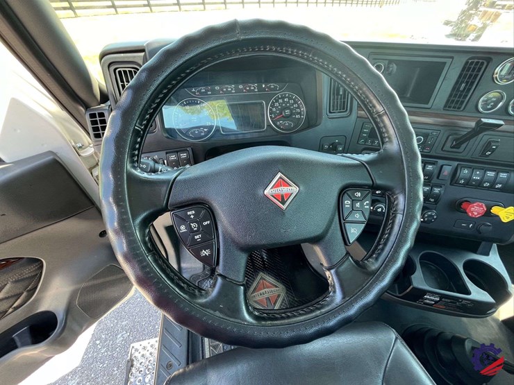 2024-international-hx520-image-89