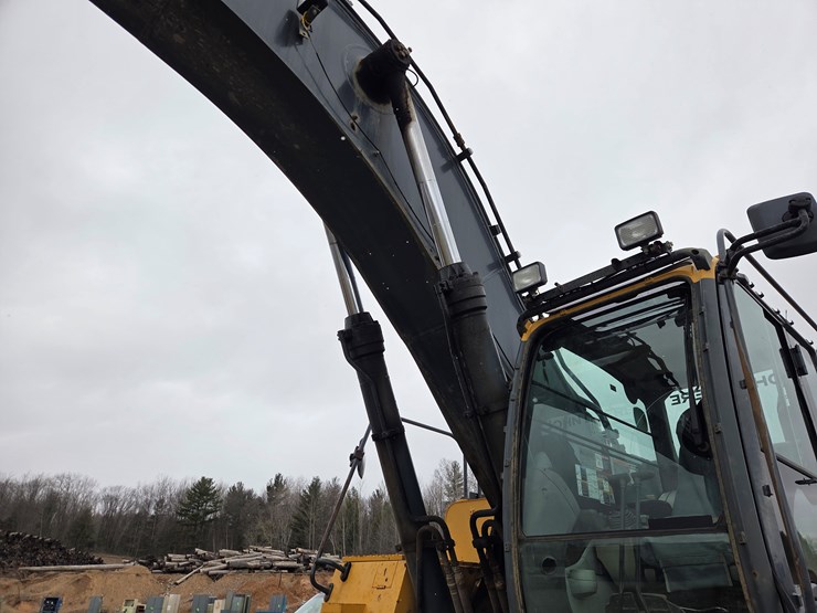 deere-470g-lc-image-21