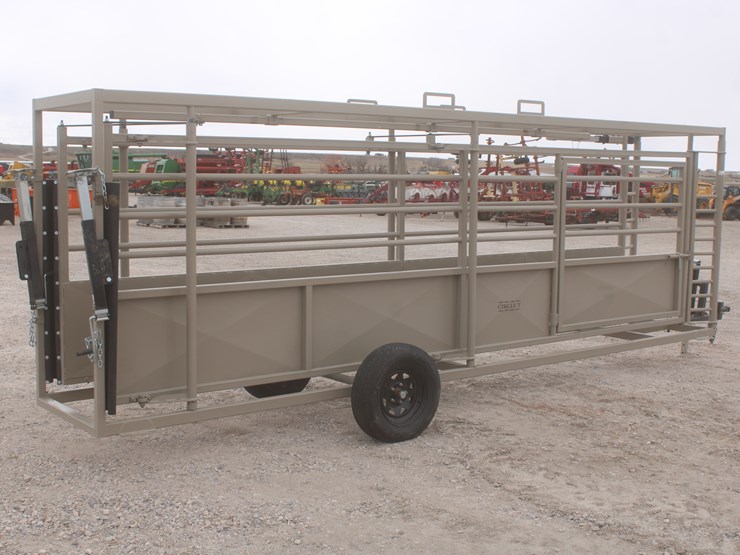 #1082-•-new-circle-t-adjustable-alley-image-5