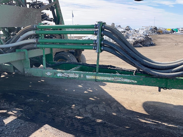 john-deere-1890-image-37