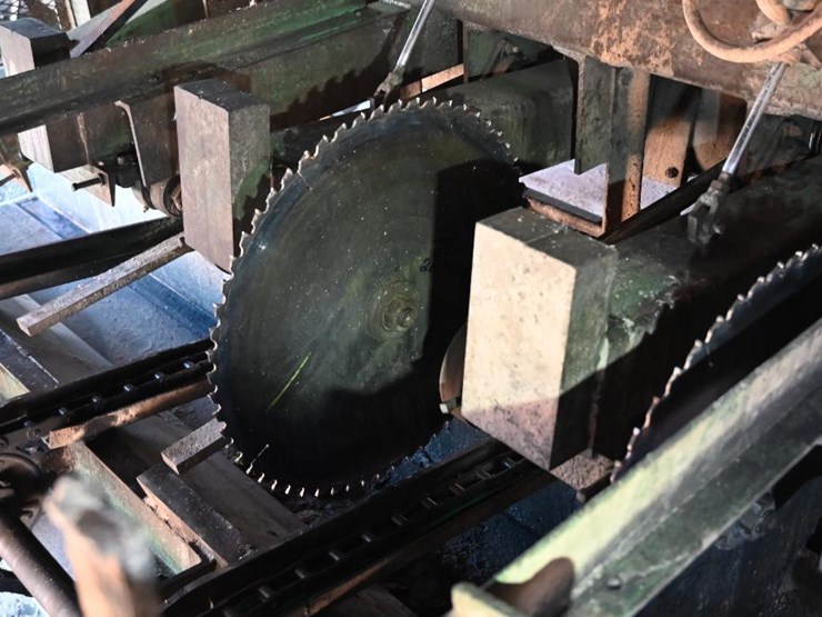 #170-•-corley-10-head-drop-saw-trimmer-image-48