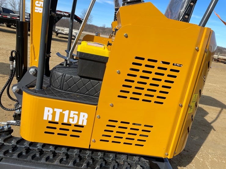 #1035-•-new-ats-rt15r-mini-excavator-image-17