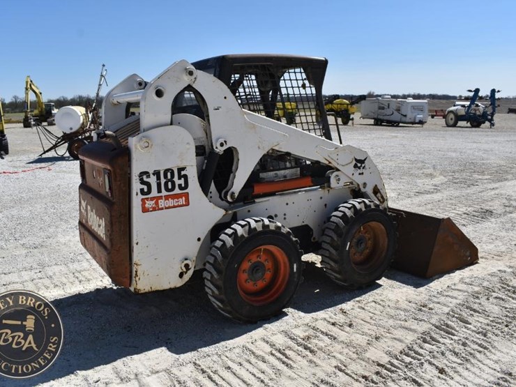 2008-bobcat-s185-image-9
