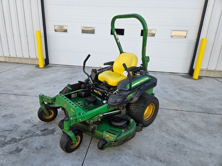 2014-john-deere-z925m-image-1