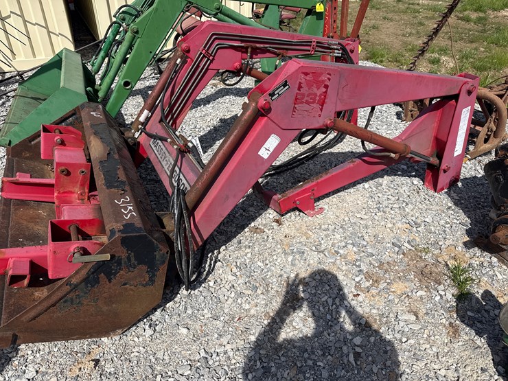 massey-ferguson-232-image-1