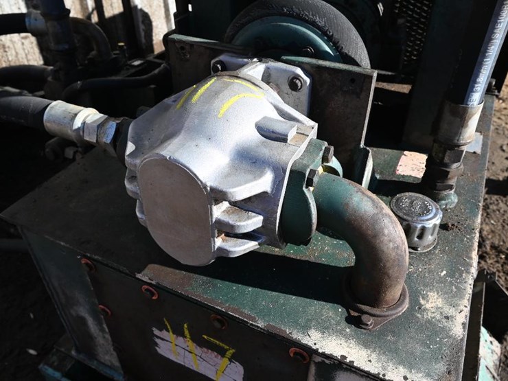 #117-•-tyrone-berry-carriage-drive-image-7