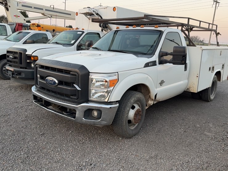 2011-ford-f350-image-1