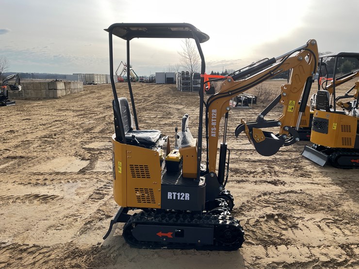 #1039-•-new-ats-rt12r-mini-excavator-image-4