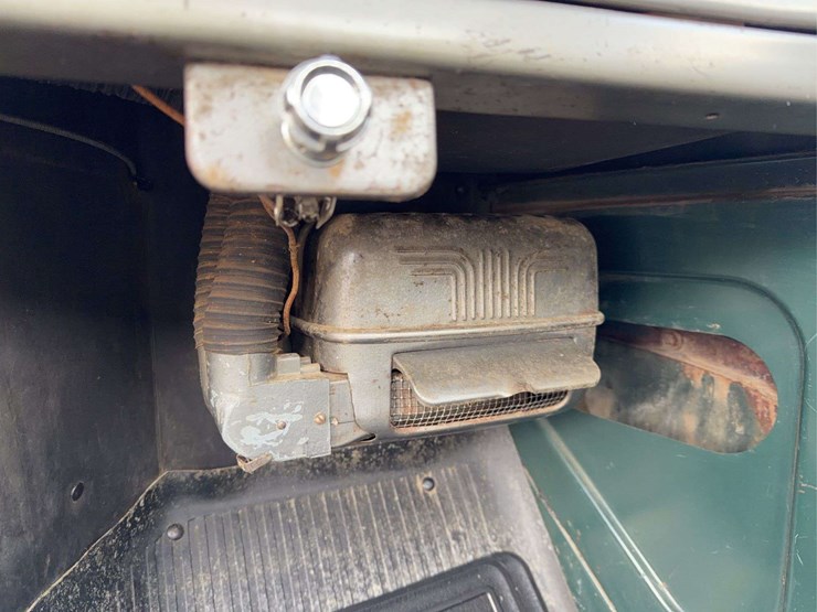 1951-international-l-112-image-22