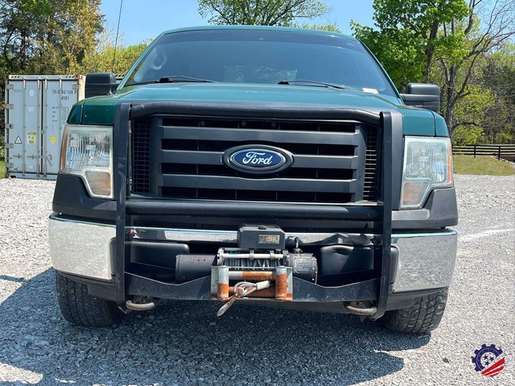 2011-ford-f150-xl-image-16