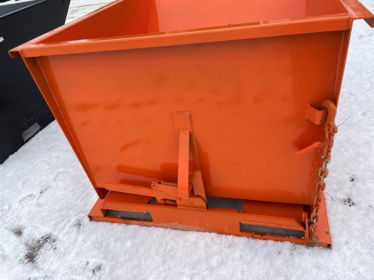 #2005-•-1.5-yard-self-dumping-hopper-image-5