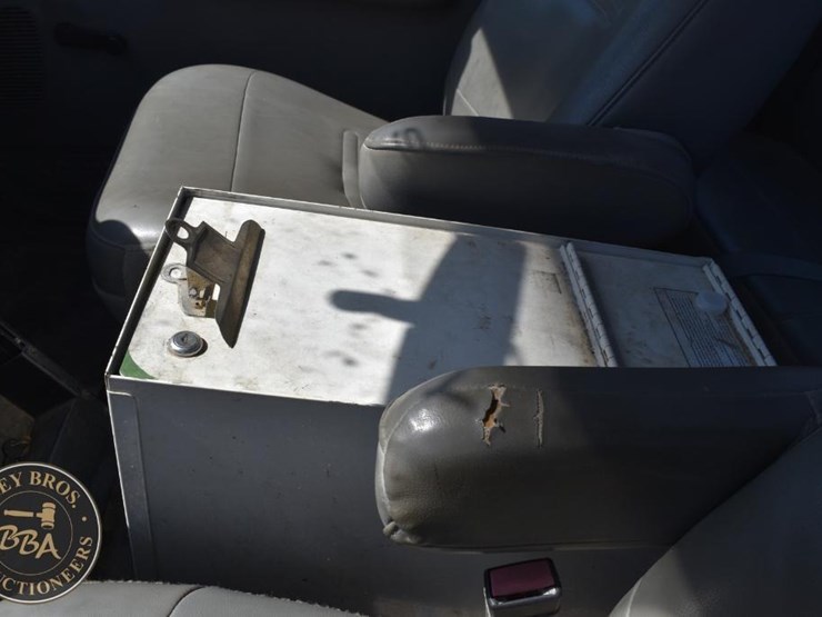 2003-ford-f250-xl-image-31