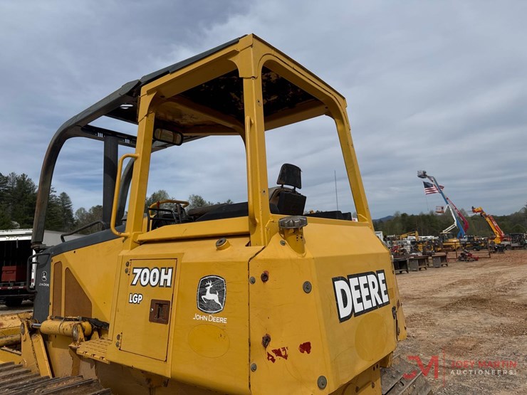 deere-700h-lgp-image-16