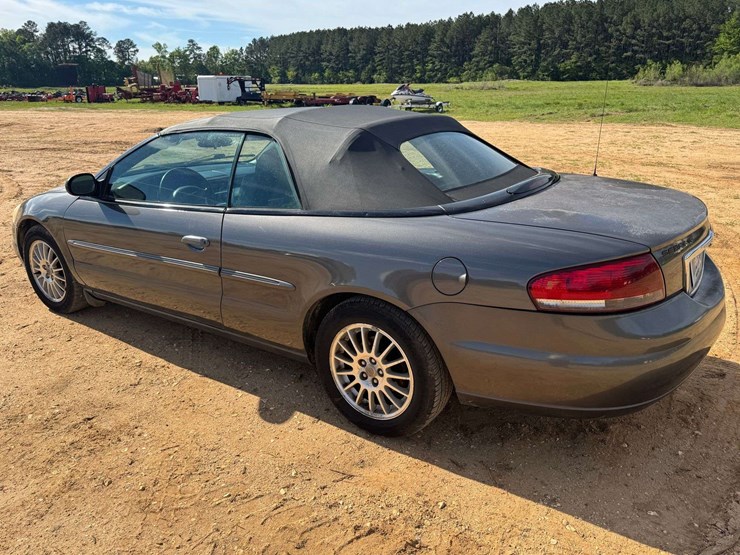 2005-chrysler-sebring-touring-convertible-coupe---87,039-miles-image-4