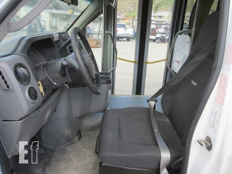 2016-ford-e450-image-6