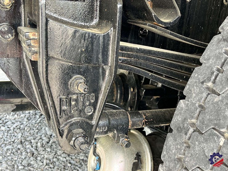 2025-kenworth-t380-image-43