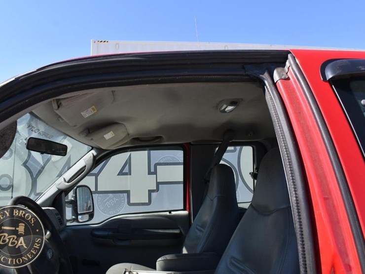 2003-ford-f250-xl-image-24