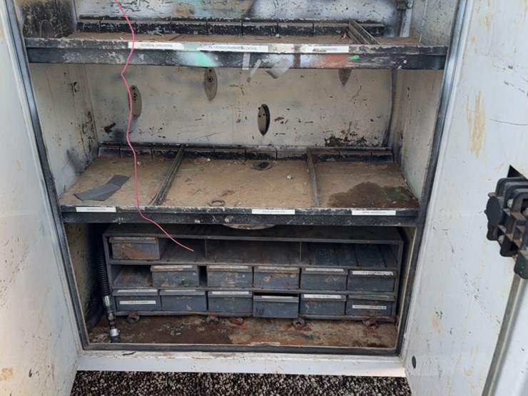 2010-ford-f550-image-8