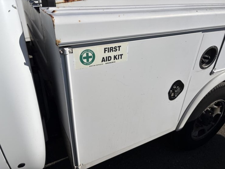 2012-chevrolet-2500-image-22