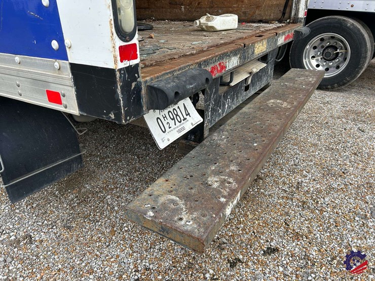 2017-ford-e450-image-23