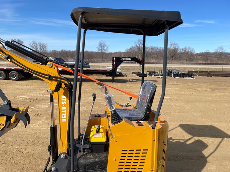 #1036-•-new-ats-rt15r-mini-excavator-image-33