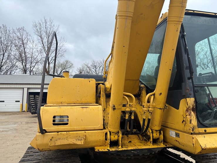 2001-komatsu-pc200-lc-image-16