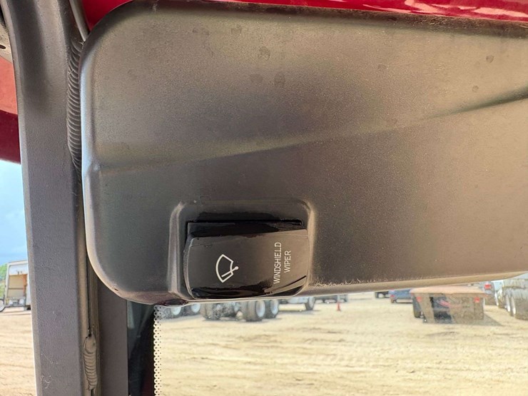 2023-bintelli-electric-golf-cart-w/-on-board-charger-image-18