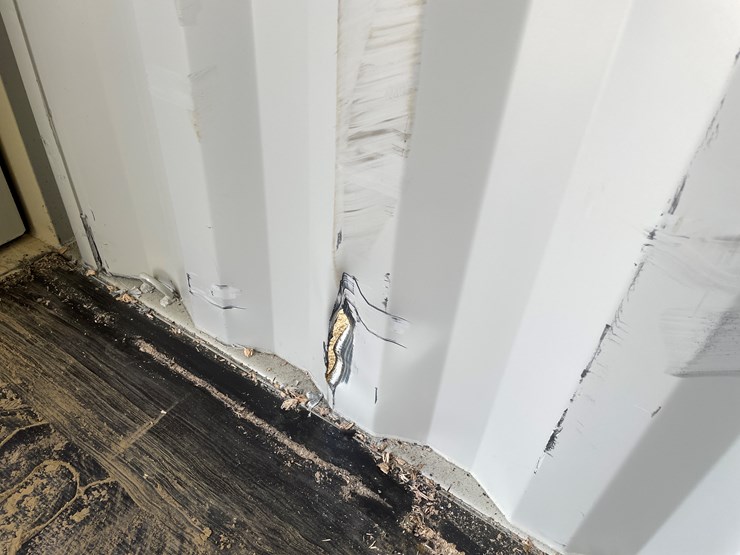 #114-•-40'-high-cube-multi-door-shipping-container-image-19