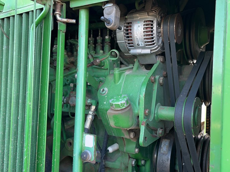john-deere-8760-image-18