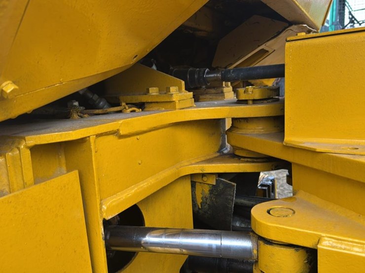 caterpillar-525-image-35