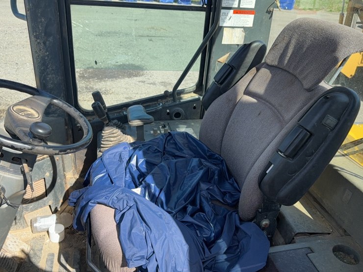 komatsu-wa180-image-14