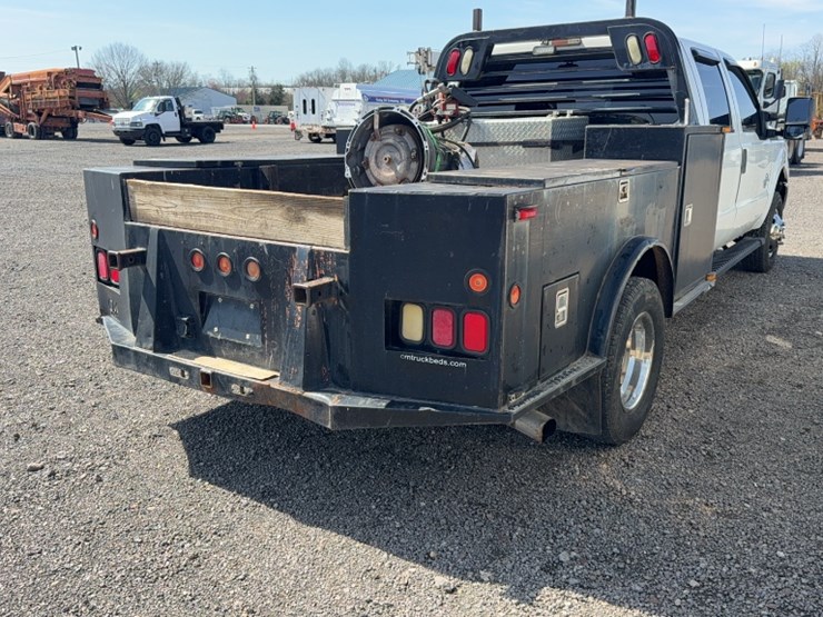 2012-ford-f350-image-10